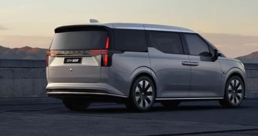 Volvo EM90 MPV EV Exterior Design