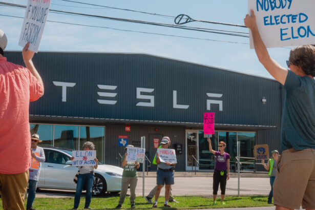 Austin Welcomed Elon Musk. Now It’s Weird (in a New Way).