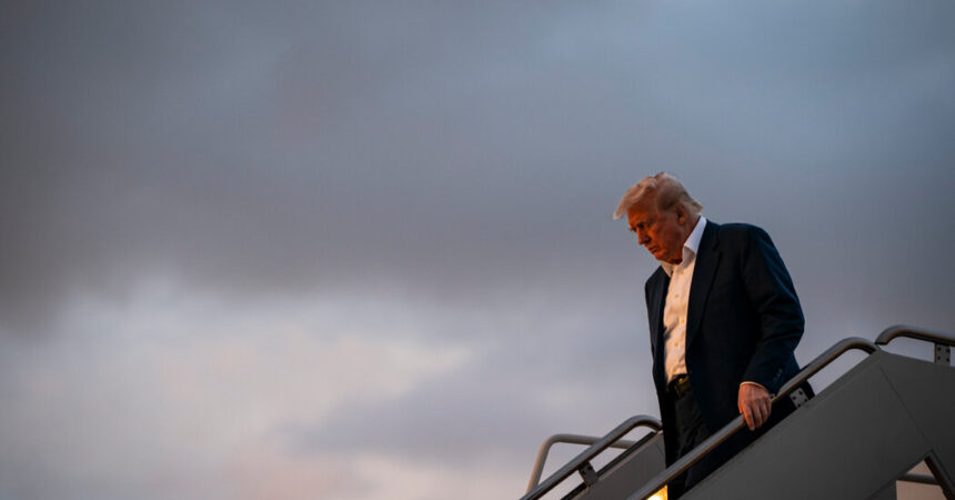 Trump Offers to Pay Immigrants Who Deport Themselves