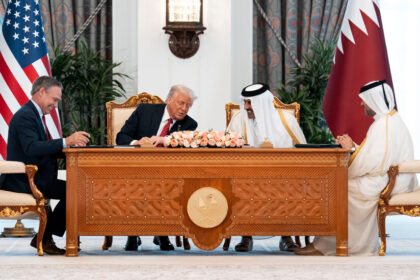 Qatar Airways to Buy 160 Boeing Jets