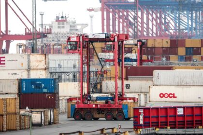 The Slowdown at Ports Is a Warning of Rough Economic Seas Ahead