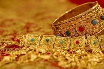 Gold rates today ₹2800 away from record high. Is this the right time to buy gold?