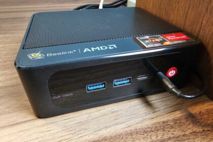 Beelink SER5 mini PC on a desk