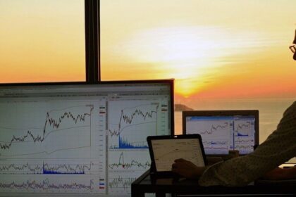 Recommended stocks to buy today: Top stock picks by market experts for 29 May