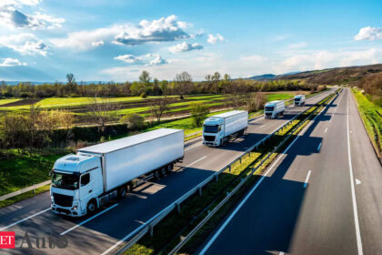 Govt identifies 10 highway segments for zero-emission truck movement, TK247