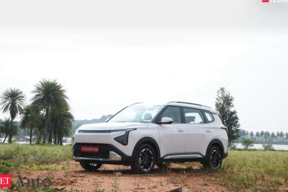 Kia India Unveils the All-New Carens Clavis Starting at ₹11.49 Lakh, TK247