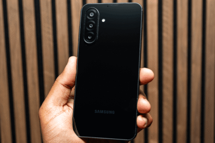 Samsung Galaxy A26 and Galaxy A36 Review: Fine but Dull Budget Phones