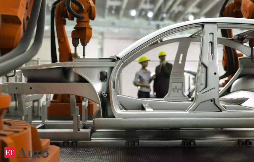 Dutch car sharing firm adds Renault EVs capable of powering local grid, TK247